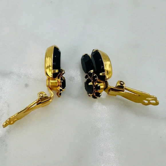 Vintage Black Glass Clip On Earrings Prong Set Estate Glam Marquise Brid… - Picture 6 of 8